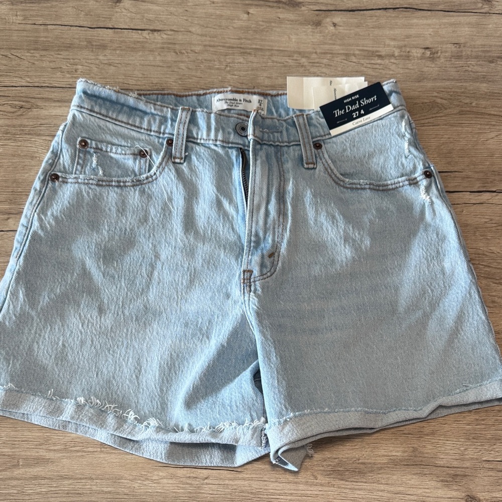 Abercrombie & Fitch Light Blue High Rise “The Dad Short”